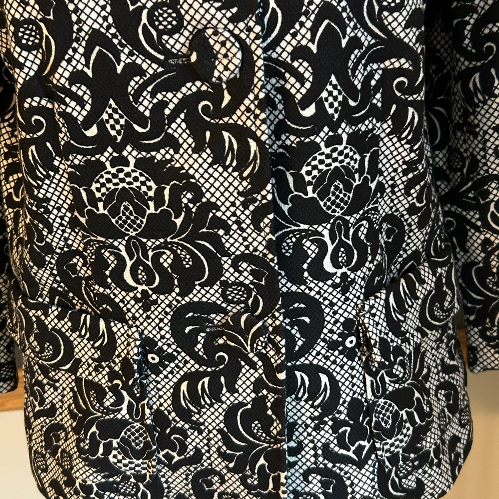 Talbots Blazer Jacket Stand Collar 3/4 Sleeve Black & Beige Paisley Damask 4P - Picture 3 of 7